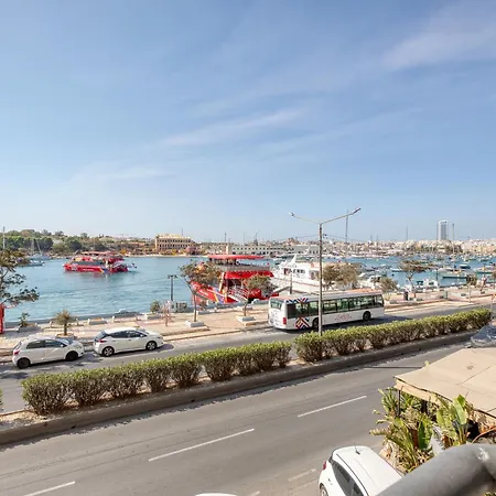 Апартаменты 3br In With Harbour Views And Terrace